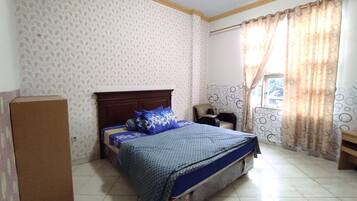 Deluxe Double Room | 1 bedroom, laptop workspace, free WiFi, bed sheets