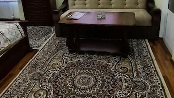 Family Double Room | Desk, iron/ironing board, free WiFi, bed sheets