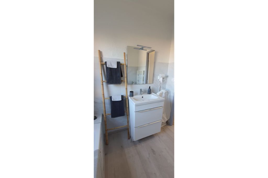 Studio 25 m2 sécurisé domotisé