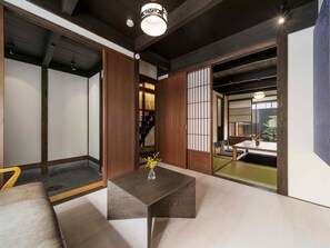 Interior - Marikoji Machiya House (Kyoto)