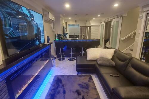 60-Zoll-Smart-TV mit Digitalempfang, Fernseher, Kamin