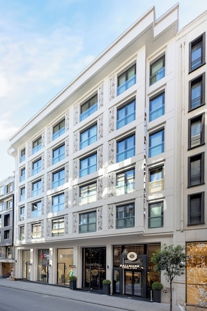 Exterior - Hallmark Hotel & Spa (Istanbul)