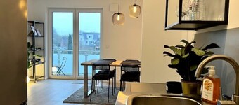 Large new-build apartment in Hamburg - Modern & Netflix