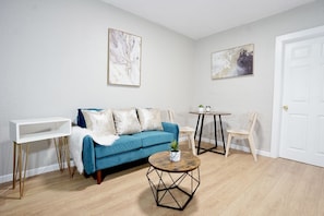 Living area - Private 2B1B Home in Downtown San Jose (San Jose)