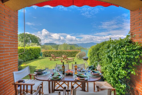 Miralago Lake View & Private Garden