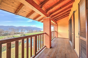 Maison familiale, 3 chambres, 2 salles de bains (Miralago Lake View & Private Garden) | Terrain de l’hébergement 