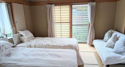 Recommended for family and friends The whole buil / Kagawagun Kagawa