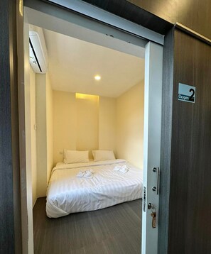 Ropa de cama de alta calidad, colchones Select Comfort y wifi gratis 