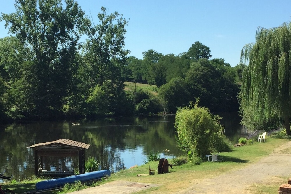 little house on the banks of the vienna,