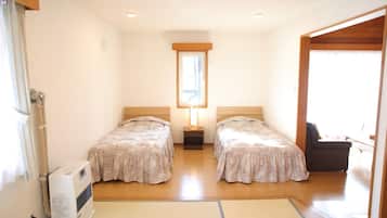 1 bedroom, desk, free WiFi, bed sheets