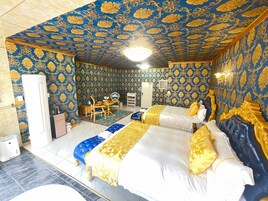 Suite Twin A, Pet Dogs Allowed, Non Smoking | Down comforters, desk, free WiFi, bed sheets