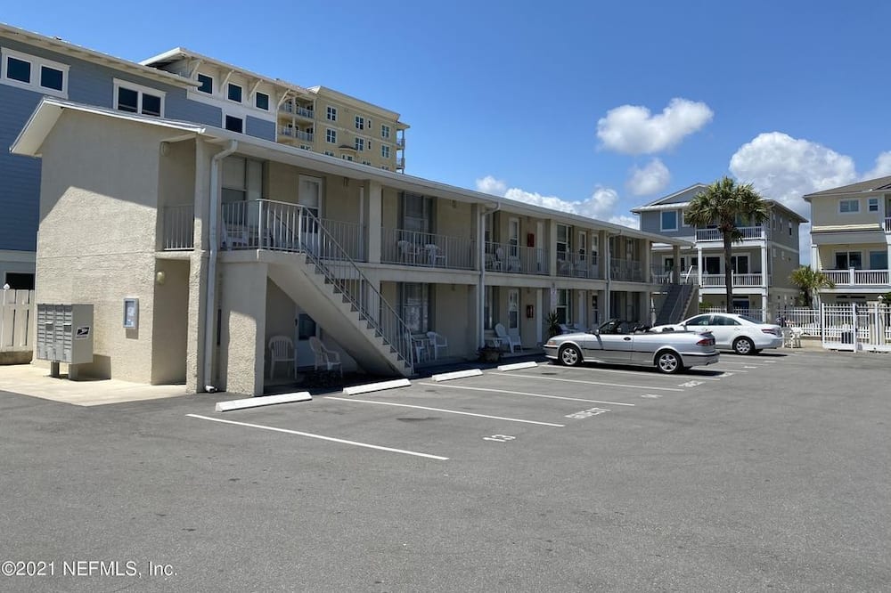 Jacksonville Beach Apartment