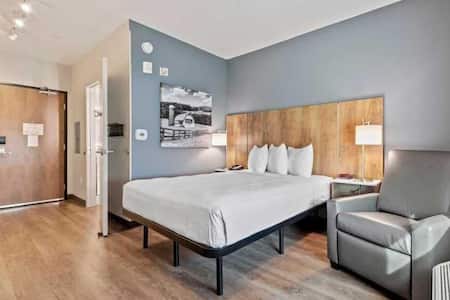 Melbourne Apartment