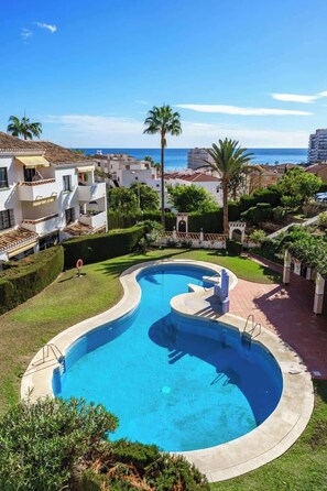 Pool - Beachclose family apt by Costarentals - Ref 185 (Benalmádena)