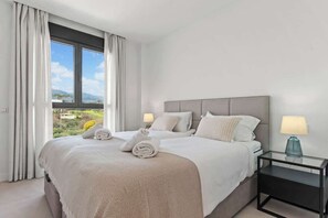 2 soverom, strykejern/-brett, wi-fi (inkludert) og sengetøy