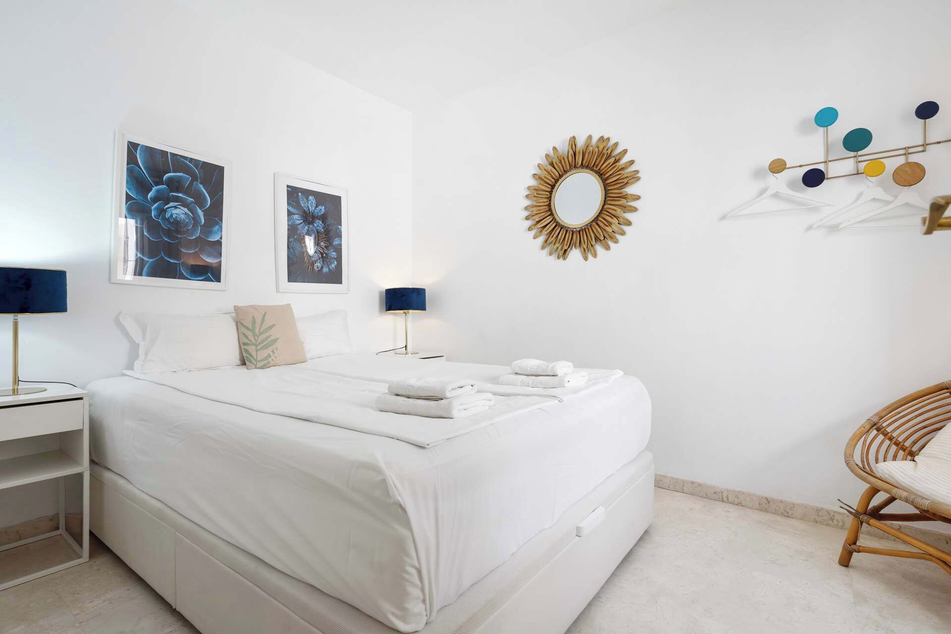 3 chambres, fer et planche à repasser, Wi-Fi gratuit, draps fournis