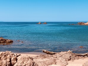 Ubicación cercana a la playa