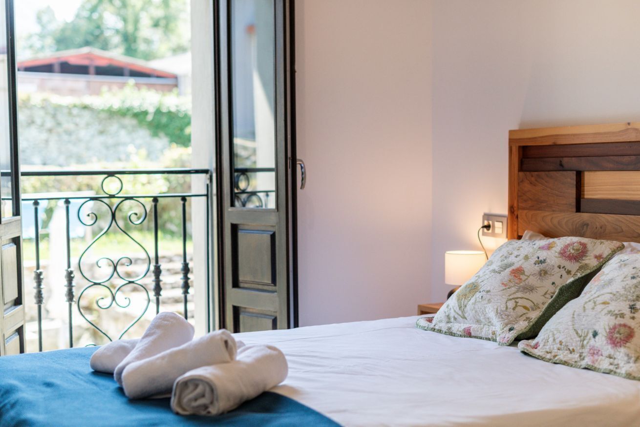 2 sovrum och sängkläder