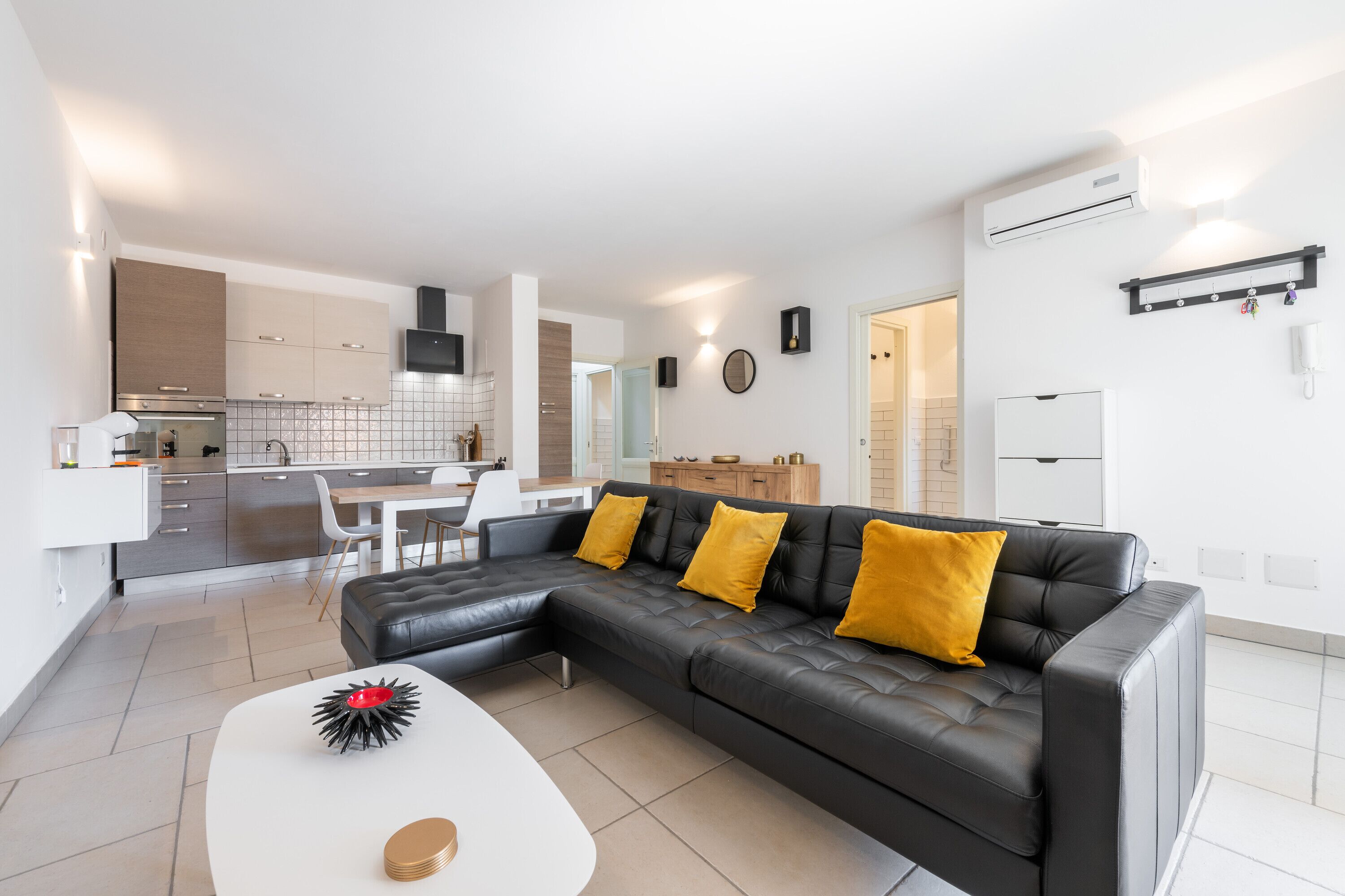 Appartamento per vacanze "Via Giardini 18" con terrazza privata, aria condizionata e Wi-Fi