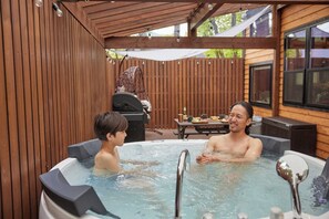 Terrace/patio - The luxury of a sauna BBQ Jacuzzi and a fully r / Kitasaku-gun Nagano (Kitasaku-gun)