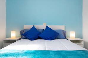 2 bedrooms, iron/ironing board, free WiFi, bed sheets - Vacation Home "Candido" close to the Sea with Private Terrace (Playa Honda)