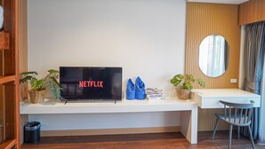 ห้องดีลักซ์ดับเบิล | บริการอาหารในห้องพัก