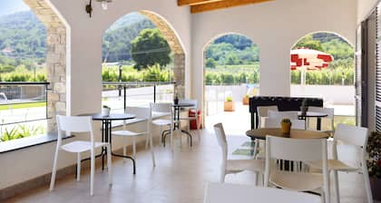 Holiday Apartment "Antichi Ricordi - Il Fienile" with Balcony, Shared Pool & Wi-Fi