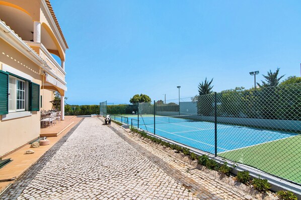 Sport court