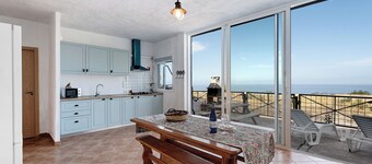 Holiday Home 'La Cuadra de Juan' with Sea View, Private Terrace and Wi-Fi
