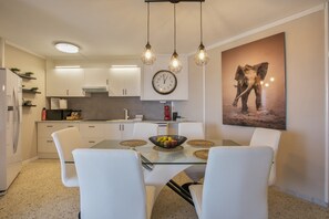 Dining - Holiday Apartment 'Vv Tamara Sunset Suite' with Sea Views, Private Terrace and Wi-Fi (Tacoronte)