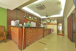 Reception - Capital O 90754 Gopeng Inn (Ipoh)