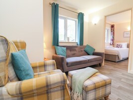 Cottage | Living area