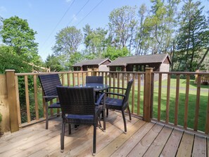 Cottage | Outdoor dining