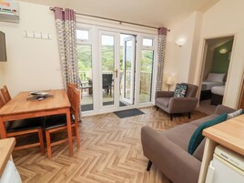 Cottage | Living area