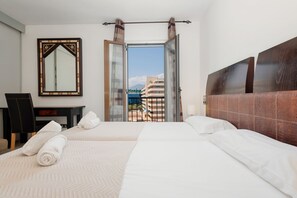 2 quartos, ferros/tábuas de passar roupa, Wi-Fi, roupa de cama