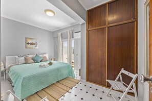 1 bedroom, iron/ironing board, travel cot, WiFi