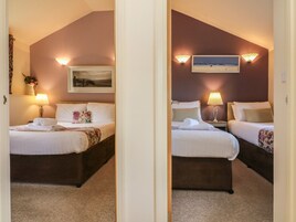 2 bedrooms, individually decorated, individually furnished, free WiFi