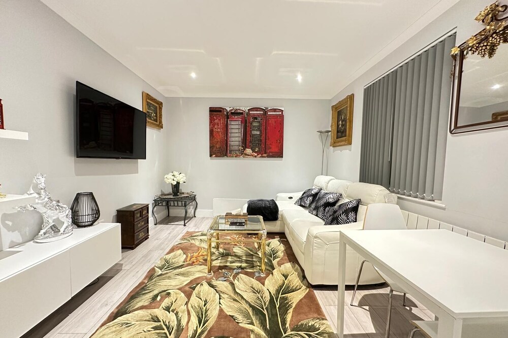 Stylish Central London Apartment
