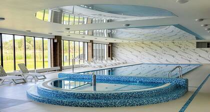 Elegant Suite | Access to Spa & Wellness Area