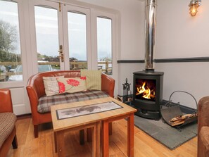 Interior - 1 Manleigh Park (Ilfracombe)