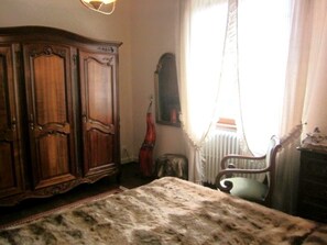 2 Schlafzimmer, Schreibtisch, WLAN, Bettwäsche