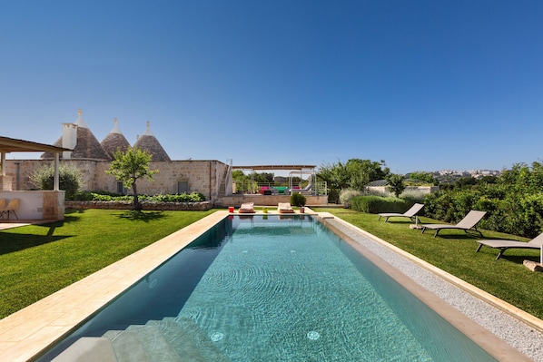 Seasonal outdoor pool