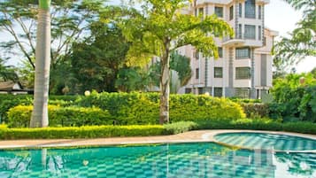 Private pool
