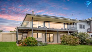 Exterior - Tanapaser – spacious centrally located home with fireplace (Currarong)