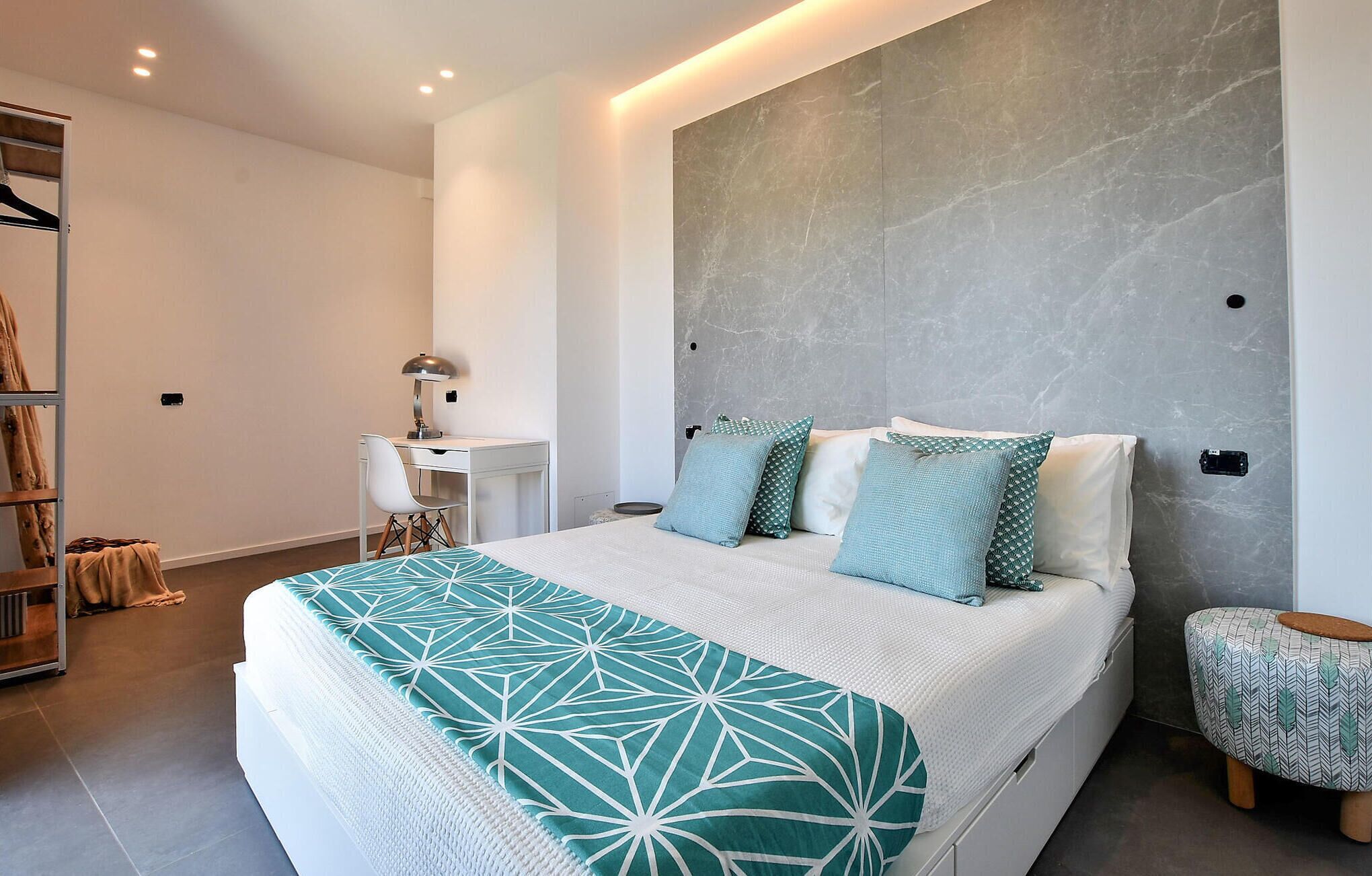 2 Schlafzimmer, Reisekinderbett, kostenloses WLAN, Bettwäsche