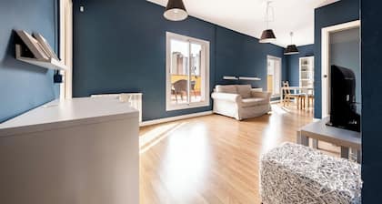 AinB Barcelona Sants Apartments