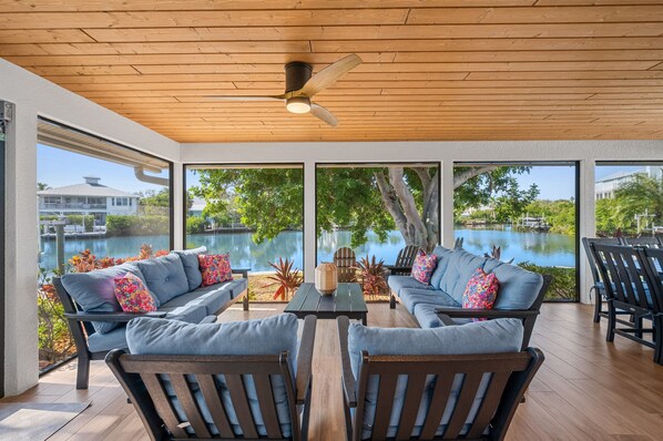 Interior - Anna Belle by Beach Boutique Rentals (Anna Maria)