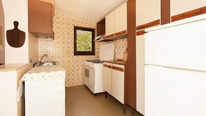 Full-sized fridge - Villa Mia 2 near White Sandy Beach (Maracalagonis)