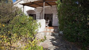 Terrace/patio - Villa Mia 2 near White Sandy Beach (Maracalagonis)