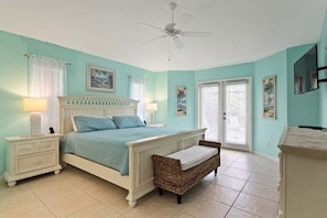 4 bedrooms, iron/ironing board, free WiFi, bed sheets - 4BR, 3BA Marco Island home with heated pool, WiFi, and beach access (Marco Island)